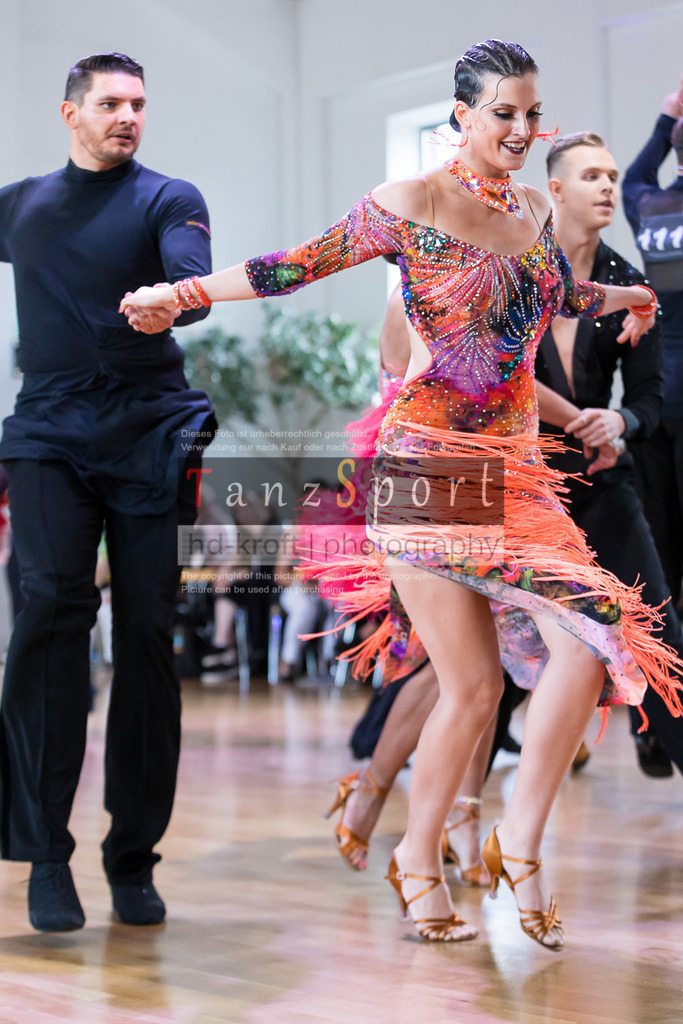 20240616_D-Cup-HGR-Latein_3705 | Tanzsportbilder, Standardtanz, Lateintanz, WDSF, DTV, LTVB, dancecomp, goc, hessen tanzt, blaues band der spree, walzer, tango, wiener walzer, slowfox, quickstepp, samba, rumba, cha-cha-cha, paso doble. jive, hd-kroft photography, turniertanzsport