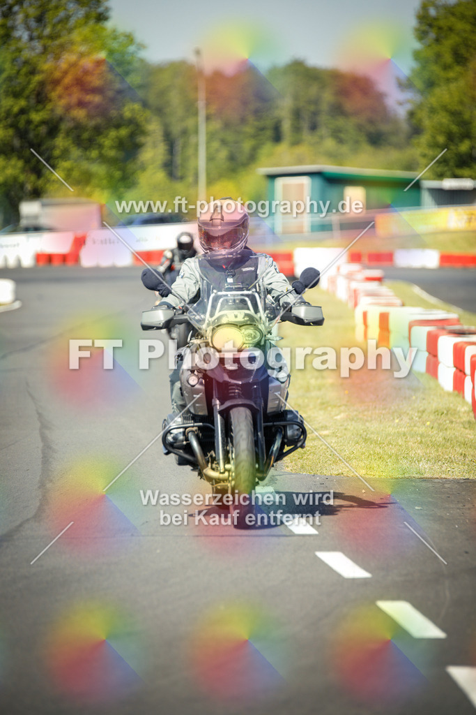 OBK_Mai_Justin_Uwe-10446 | Hier findet Ihr Bilder von Touristenfahrten auf der Nürburgring Nordschleife oder von anderen Veranstaltungen die ich besucht habe. Viel Spass beim Durch Schauen 