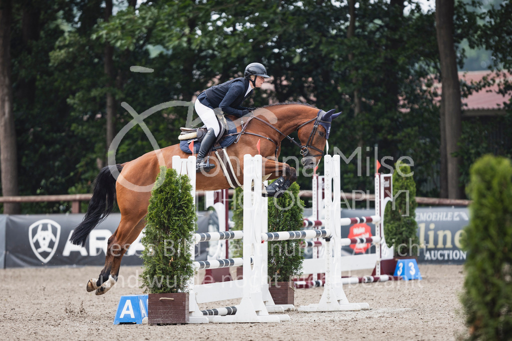 250610_Mühlen_SprPf-A2-242 | Deine schönsten Turniermomente als professionelle Fotos! Entdecke hochwertige Pferdesport-Fotografie im Online-Shop. Jetzt Fotos finden & bestellen!
