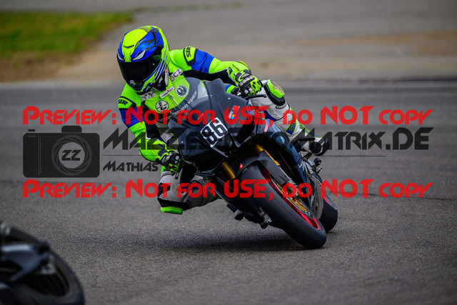 MaZZes_Fotomatrix_20250421_6007705_4142 | ROT