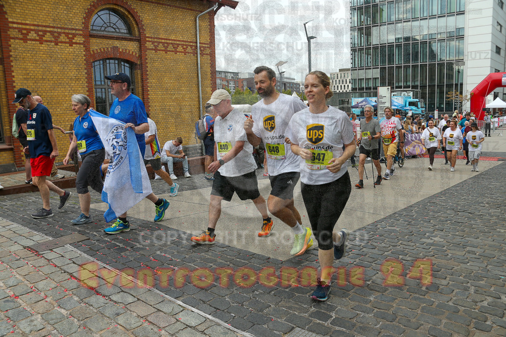 250920_1302_EX1_3904 | Sportfotografie im Rhein-Sieg Kreis, Köln, Bonn, NRW, Rheinland Pfalz, Hessen, etc. Unser Tätigkeitsfeld umfasst den Laufsport vom Volkslauf über den Marathon, Duathlon, Triathon bis zum Ultralauf wie Kölnpfad Ultra oder Schindertrail.