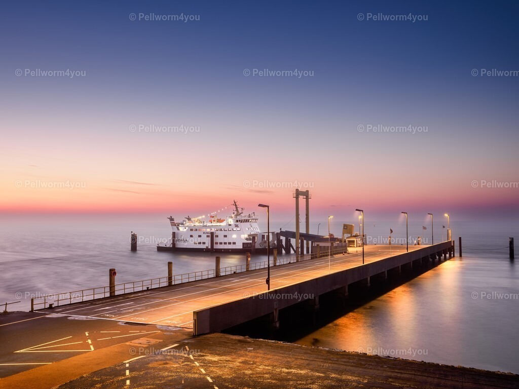 _9210697-Enhanced-NR-denoise-sharpen-upscale-2x | Pellwormer Bilder und Fotos als Poster, auf Leinwand mit Keilrahmen, hinter Acrylglas, auf Alu-Dibond oder Forex-Platte und vieles mehr. Zum verschenken, für die Ferienwohnung oder für zu Hause. - Realisiert mit Pictrs.com