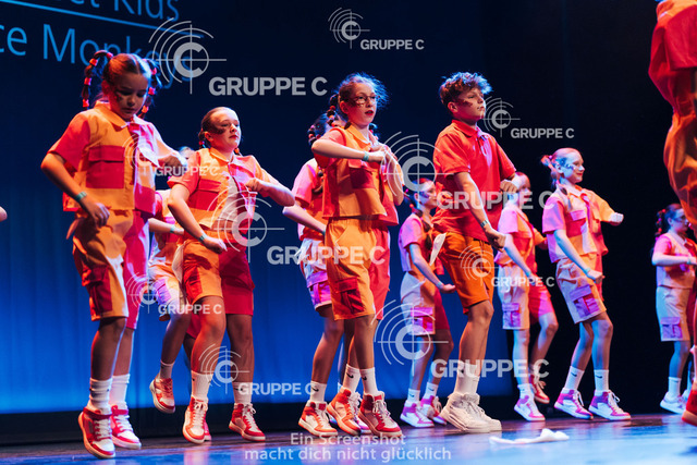 TANZTage25_032212563400175GT_GT | TANZtage 2025 Duisburg  - Photo by Gruppe C Photography - Realisiert mit Pictrs.com