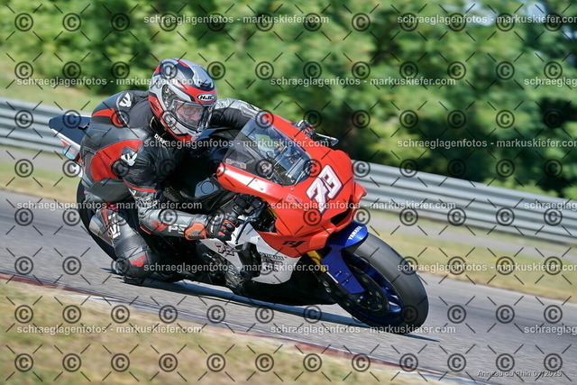 25bt04-0181 | markuskiefer.com - Realisiert mit Pictrs.com