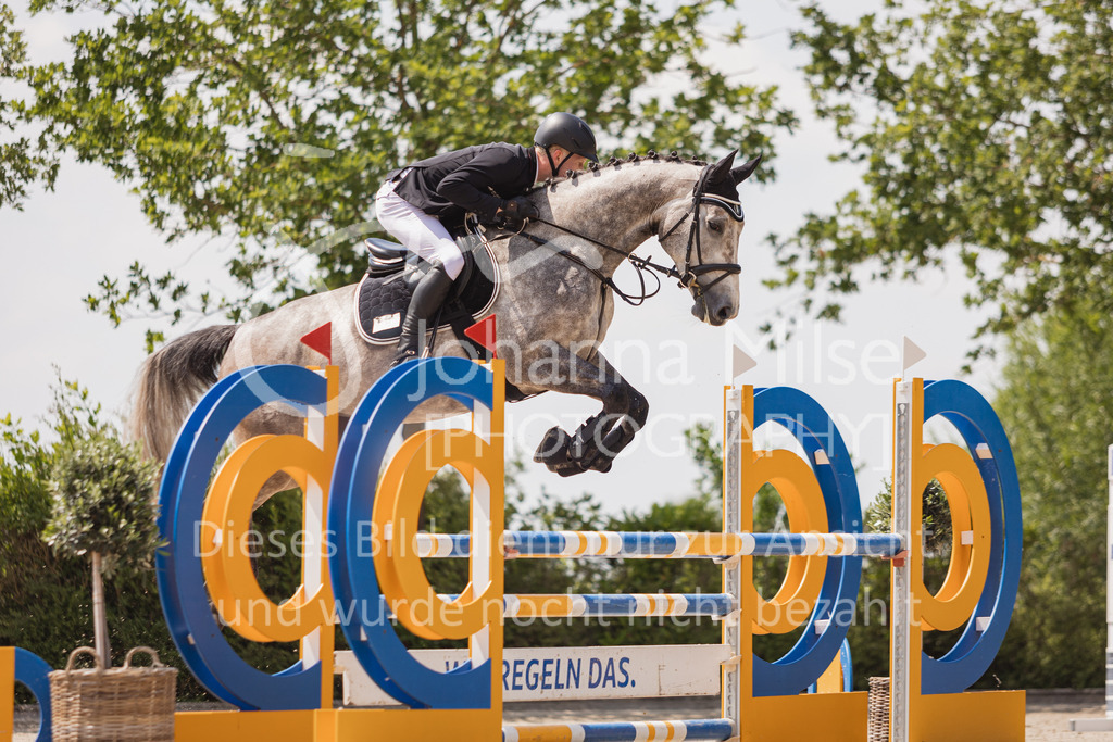 230616_Lemwerder_Springpf-L2-647 | Deine schönsten Turniermomente als professionelle Fotos! Entdecke hochwertige Pferdesport-Fotografie im Online-Shop. Jetzt Fotos finden & bestellen!