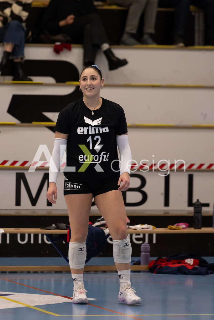 Volleyball I Frauen I Saison 2025-2026 I Volleyball NLA | Women I 1/4 Finals I VC Kanti Schaffhausen - BIWI Volleyball Franches-Montagnes I 21.02.2026 | 12 Isabella Loffreda (CH) (VC Kanti Schaffhausen) – Libera - Realisiert mit Pictrs.com