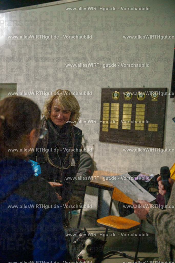 7R504877 | Professionelle Tierfotografie in Mönchengladbach von Daniel Wirth (allesWIRTHgut). Liebevolle & natürliche Bilder von Hunden & Katzen für unvergessliche Erinnerungen.