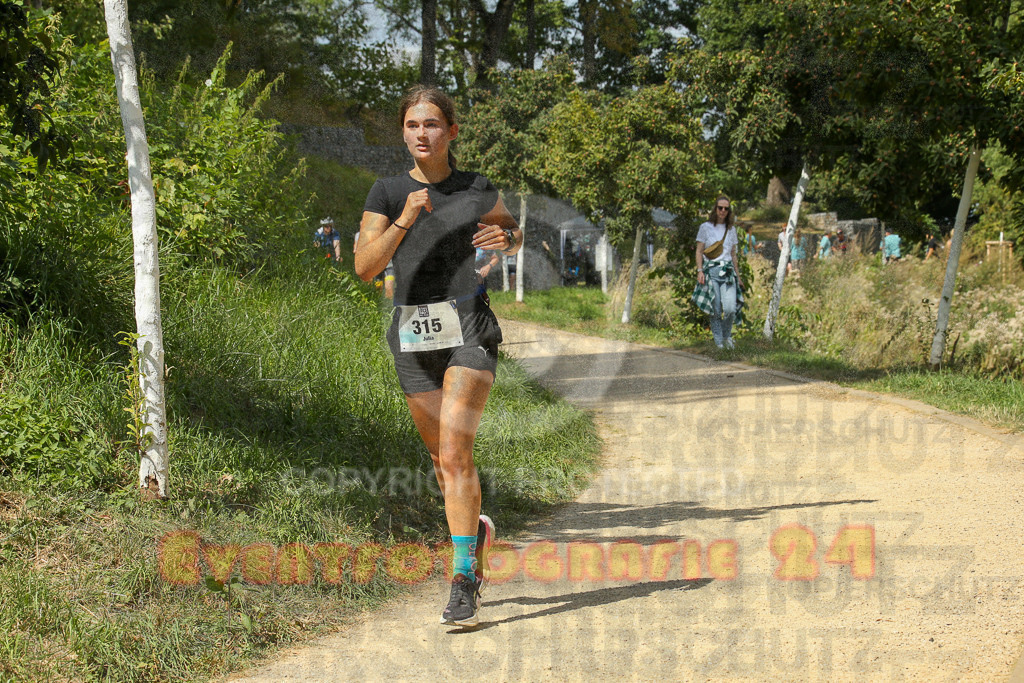 250824_1331_EX1_2705 | Sportfotografie im Rhein-Sieg Kreis, Köln, Bonn, NRW, Rheinland Pfalz, Hessen, etc. Unser Tätigkeitsfeld umfasst den Laufsport vom Volkslauf über den Marathon, Duathlon, Triathon bis zum Ultralauf wie Kölnpfad Ultra oder Schindertrail.