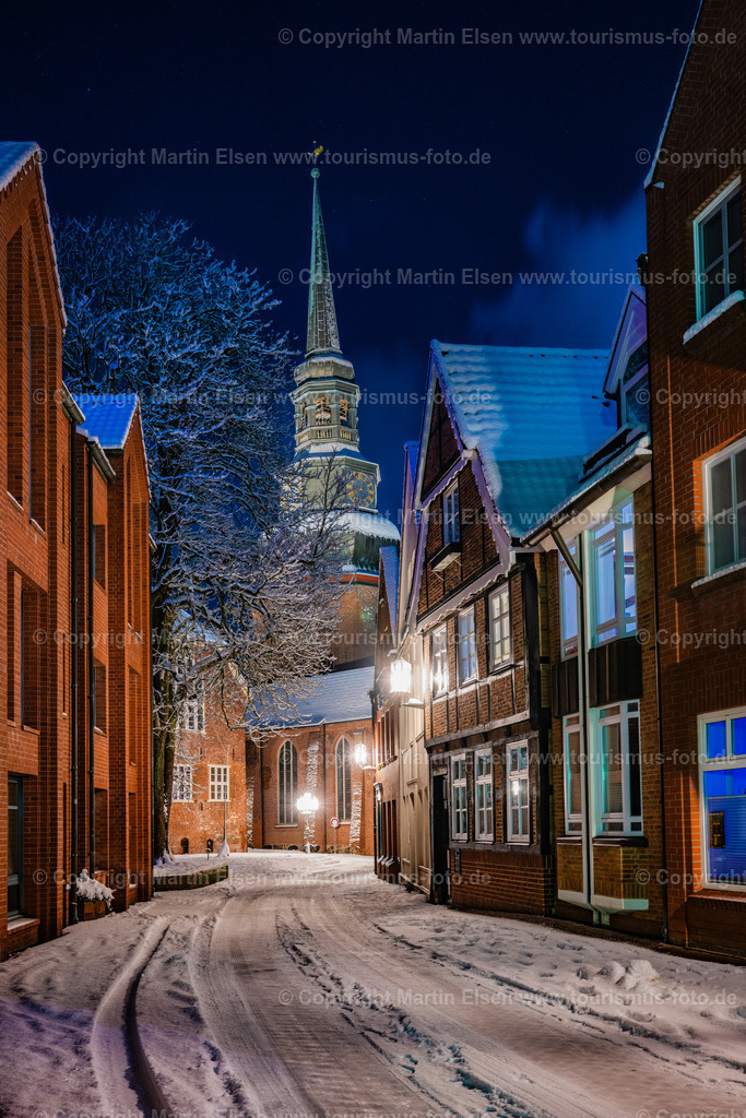 Stade Cosmea Kirche Altstadt Winter Schnee_ELS_2636030126 | Fotos aus den Touristenorten aus Norddeutschland. - Realisiert mit Pictrs.com