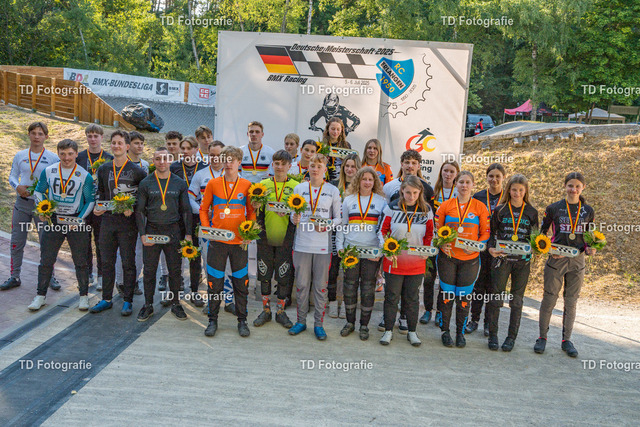 DM_BMX_Race_2025-06868 | Fotogalerie von Thomas Dettweiler mit Eventbildern und lizenzfreien Fotos. Perfekt als Wandbild, für Büro, Website oder private Nutzung. - Realisiert mit Pictrs.com