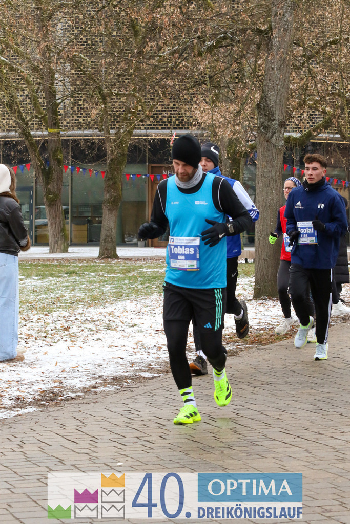 VR Bank Hauptlauf 10km | 40. Optima 3koenigslauf 2026 - Realisiert mit Pictrs.com