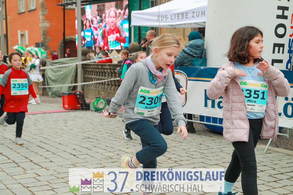 AOK JuniorCup 400m | 3Koenigslauf 2023 - Realisiert mit Pictrs.com