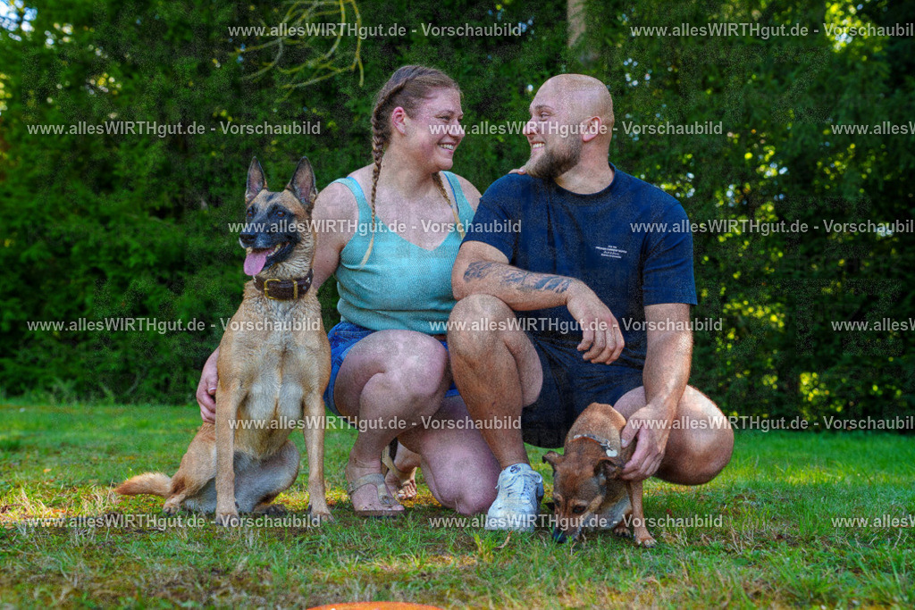 Hundeschwimmen_Volksbad_2026-allesWIRTHgut_Tierfotografie-2609061140-105049-7R509825 | Professionelle Tierfotografie in Mönchengladbach von Daniel Wirth (allesWIRTHgut). Liebevolle & natürliche Bilder von Hunden & Katzen für unvergessliche Erinnerungen.