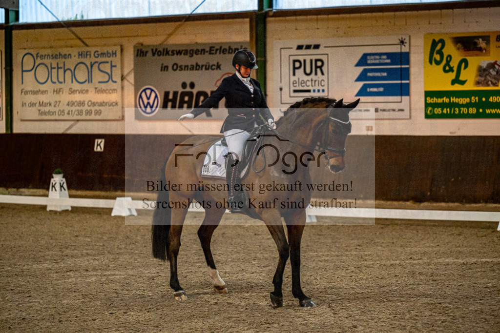 20240308-DOS_5165 | Entdecke hochwertige Reitturnierfotos von Foto Oger. Professionell, emotional und authentisch – jetzt Lieblingsmomente im Shop bestellen.Deutschlandweite Turnierfotografie. - Realisiert mit Pictrs.com