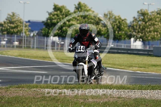 2025_05_12_PBK_17538 | Sportfotografie; SlowMotion; Video; Rennstrecke; Hafeneger; Speer; Racing; RSE; BMW; CBO; Trackday; Motorsportarena; Hockenheimring; Brno; Most; Barcelona; Valencia