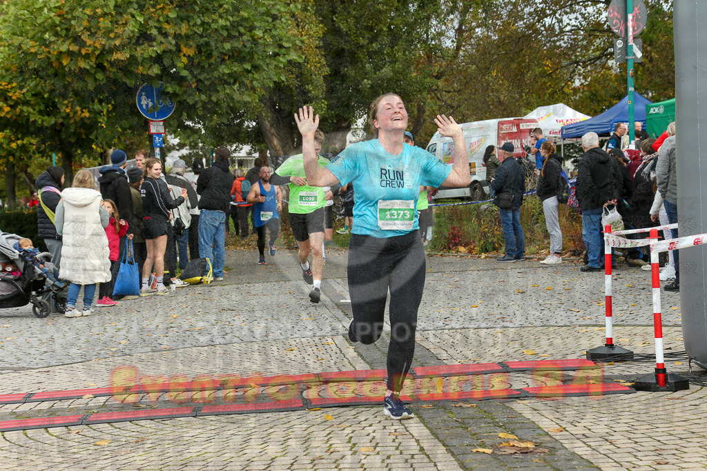 241020_1114_EX1_1566 | Sportfotografie im Rhein-Sieg Kreis, Köln, Bonn, NRW, Rheinland Pfalz, Hessen, etc. Unser Tätigkeitsfeld umfasst den Laufsport vom Volkslauf über den Marathon, Duathlon, Triathon bis zum Ultralauf wie Kölnpfad Ultra oder Schindertrail.