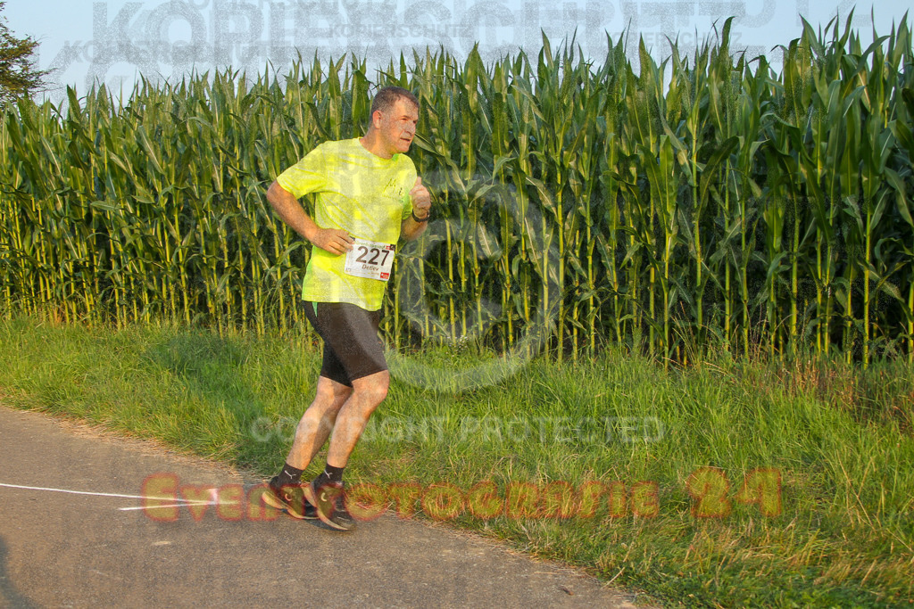 240802_1943_EV4_3979 | Sportfotografie im Rhein-Sieg Kreis, Köln, Bonn, NRW, Rheinland Pfalz, Hessen, etc. Unser Tätigkeitsfeld umfasst den Laufsport vom Volkslauf über den Marathon, Duathlon, Triathon bis zum Ultralauf wie Kölnpfad Ultra oder Schindertrail.