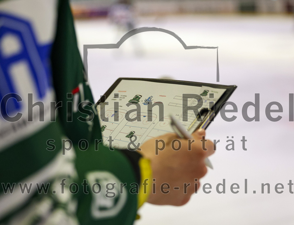 2024-01-26_022_TSV_Erding_gegen_HC_Landsberg | Erding, Deutschland, 26.01.2024:
Eishockey, Bayernliga Vorrunde 2023 / 2024, 28. Spieltag, TSV Erding gegen HC Landsberg, Endergebnis: 6:2

Foto: Christian Riedel / fotografie-riedel.net