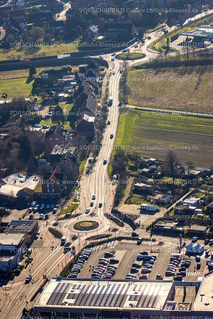 Selm230205549 | Luftbild, 2 Kreisverkehre, Bundesstraße B236 und Alte Zechenbahn, sowie Bundesstraße B236 und Kreisstraße, Beifang, Selm, Münsterland, Nordrhein-Westfalen, Deutschland