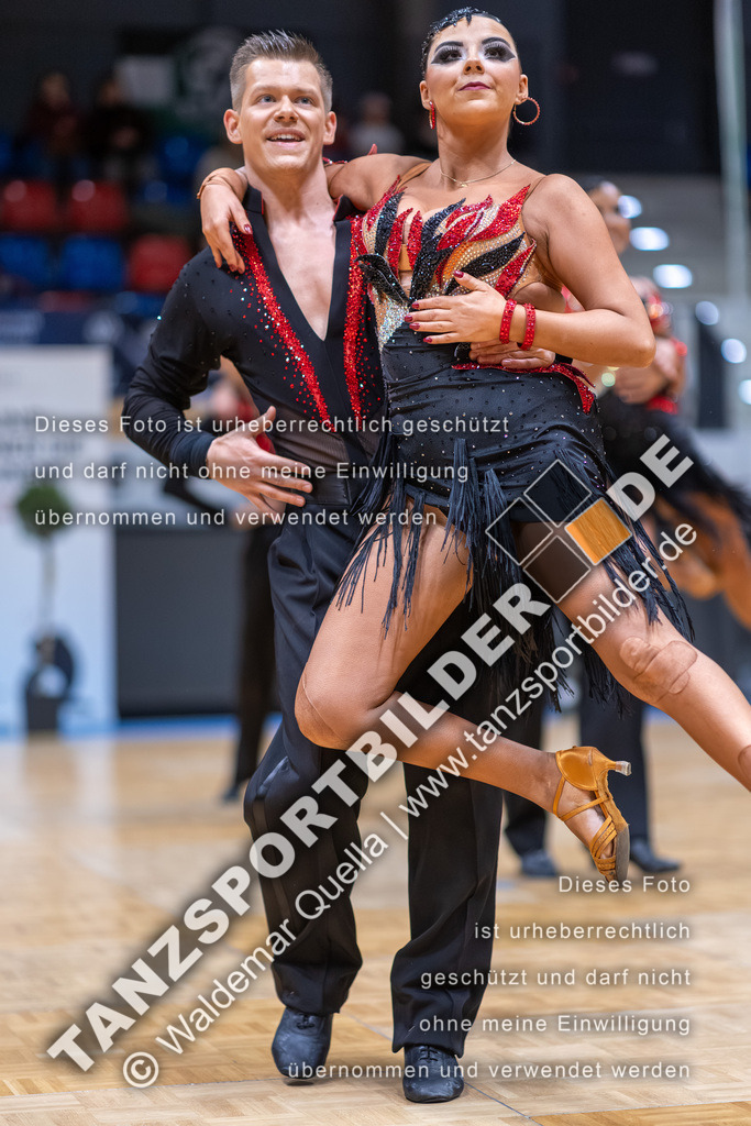 20260328-00614 | Hier finden Sie Tanz Bilder vom Latein und Standard Formationen tanzen. Sportbilder vom Tanzsport. Schöne Fotos und von Weltmeisterschaft, Europameisterschaft, Bundesliga, Regionalliga, Oberliga und Landesliga sowie von GOC Stuttgart, DanceComp, WM Bremen
