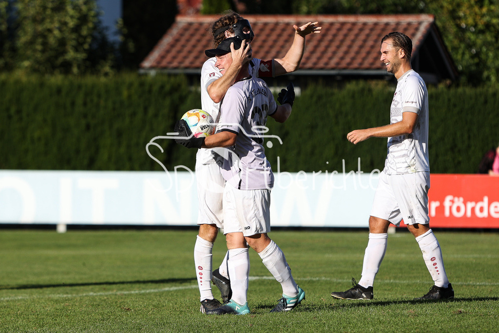 BC Aichach - BC Adelzhausen | Jubel nach Schlusspfiff