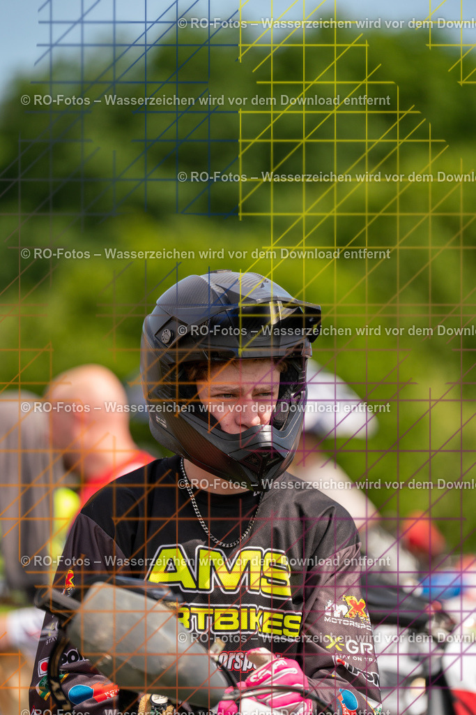 Wolfshausen 3 Lauf -5 | Sportfotografie von RO-Fotos: Motorsport, Motocross, Enduro, Laufveranstaltungen und Triathlon. Professionelle Fotos von Sportlern und Events. - Realisiert mit Pictrs.com