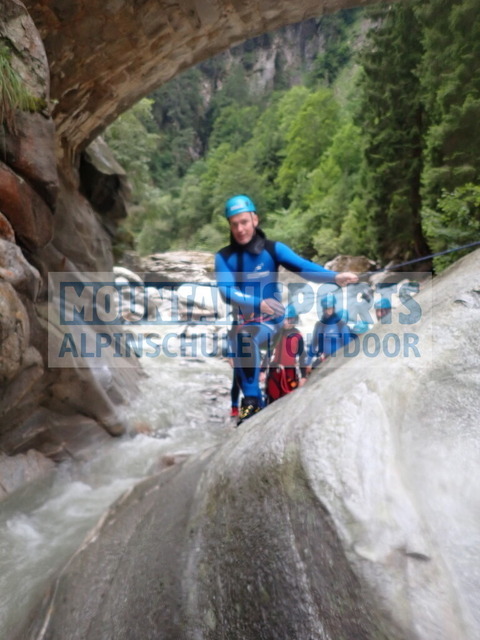 P8060052 | Bestelle die Bilder deines Berg- oder Wasser-Abenteuers mit Mountain Sports bequem von zu Hause aus direkt über unseren Online Fotoshop von pictrs.com. - Realisiert mit Pictrs.com