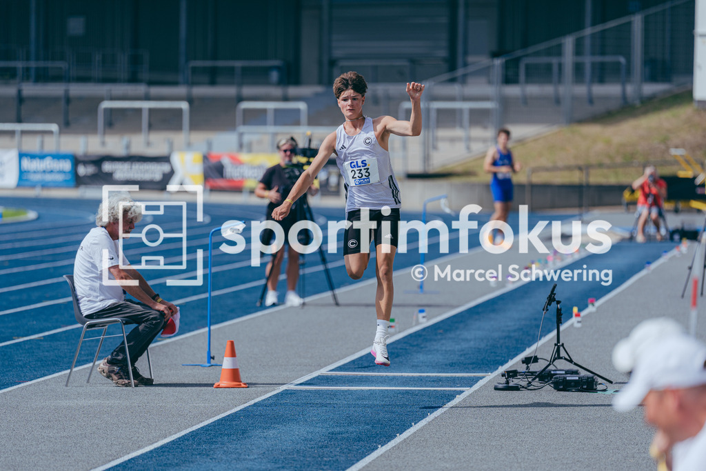 DM U23 U18 Bochum 2026 | Diego Widera (SCC Berlin), Startnummer 233, Dreisprung,  Deutsche Meisterschaften der U18 &amp; U23 2026, Lohrheidestadion Bochum-Wattenscheid, 04.07.2026 Foto: Marcel Schwering / sportimfokus - Realisiert mit Pictrs.com