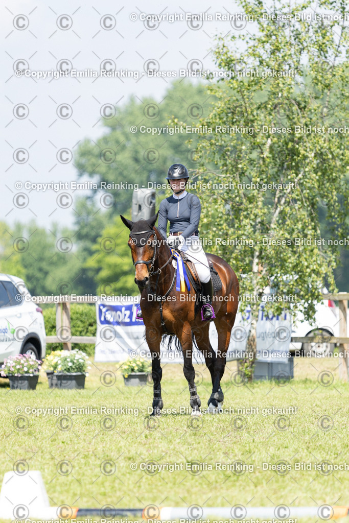 CL5A3800 | Emilia Reinking Fotografie - Realisiert mit Pictrs.com