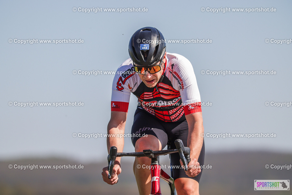 368A3371 | Neusiedlersee Radmarathon 2026@sportshot_your_pictrs #yourpictures#roadtowm2029 #nrm #neusiedlerseeradmarathon #neusiedlersee #neusiedlerseetourismus #burgenland #mörbisch #nrm26 #burgenlandtourismus #voglundco #poweredbyburgenlandtourismus #radsport #rad #marathon #ucigranfondo #visitburgenland #ucigranfondoworldseries