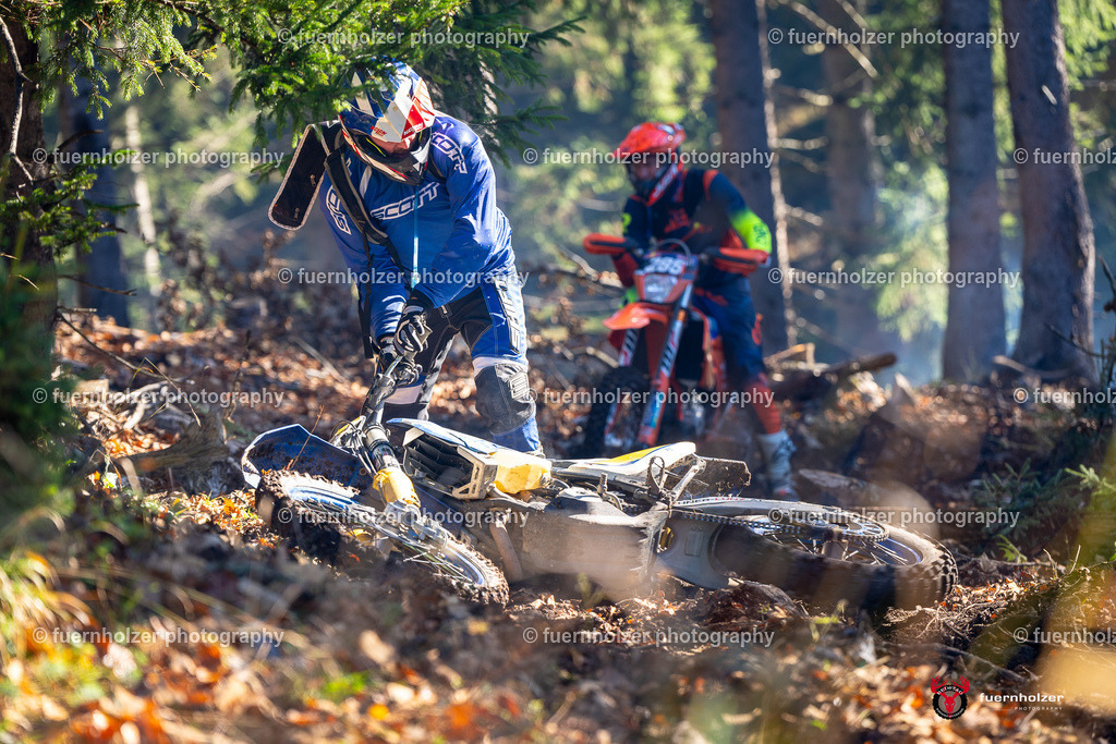 fuernholzer_241026-C2-110 | Fotografische Impressionen von der Red Stag Enduro Extreme by fuernholzer-photography.com. Endurosport in Österreich fotografisch festgehalten von fuernholzer. Auftragsfotografie für Private, Gewerbefotos und Industriefotografie. Eventfotografie, Sportfotografie und Motorsportfotografie. Anbieter von Fotoworkshops, Fototraining, fotografischen Vorträgen und Fotoseminaren.
