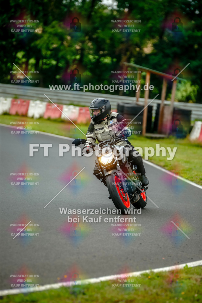 VBK-3708 | Hier findet Ihr Bilder von Touristenfahrten auf der Nürburgring Nordschleife oder von anderen Veranstaltungen die ich besucht habe. Viel Spass beim Durch Schauen 