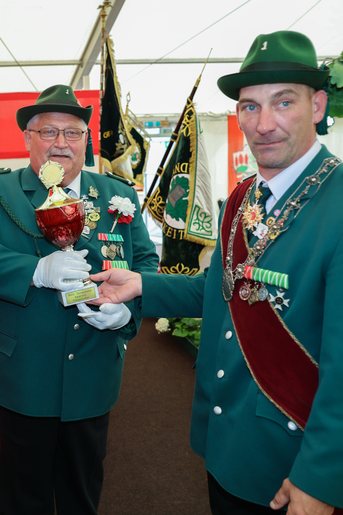 top-top.de-250531-019 | Foto, Video, Fotografie, Videografie, Fotobox, DJ, Discjockey, Musik, Musikbox, Veranstaltung, Photobooth, Amazon, Ebay, Buchtipp, Bestseller, Autor, Verlag, Buch, Wesel, Hamminkeln, NRW, Dinslaken, Rees, Drohne, Hochzeit, Party, Fotobox, Wesel, Fotograf