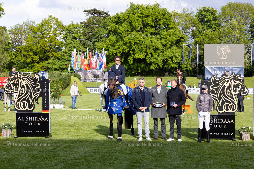 TH_23 Obora _s Laura_ Tom Wachman_37497 | Deutsches Spring- und Dressur-Derby 2026 am 13.05.26 in Hamburg, 23 Obora´s Laura, Tom Wachman