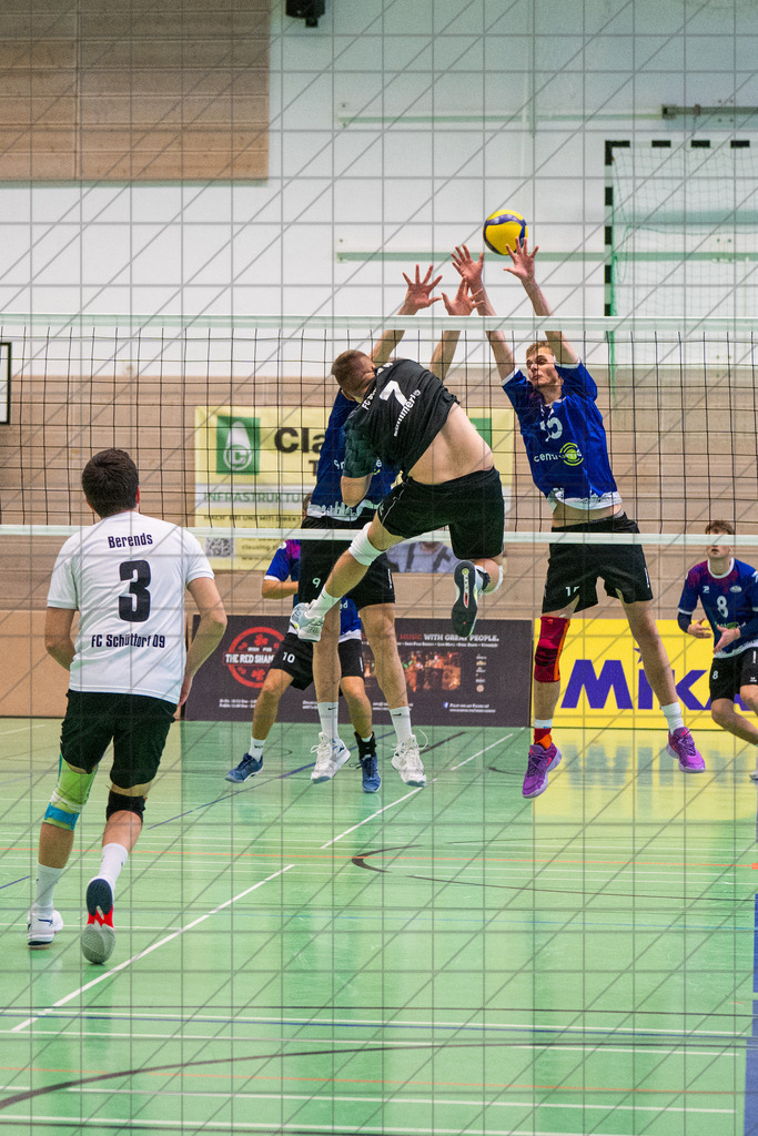 Oberliga 1 Männer 25/26 | VC Osnabrück I vs. FC Schüttorf II | 13.12.25: Oberliga 1 Männer 25/26 | VC Osnabrück I vs. FC Schüttorf II / Osnabrück / Deutschland  //   CREDIT:www.bullenfotos.de, Martin König, Hörner Weg 40, D-49078 Osnabrück, +4917663732967 // Nutzung und Weitergabe nur zu den vereinbarten Zwecken. Presseanfragen an Ersteller. Alle Rechte beim Ersteller. Honorierung nach MFM. - Realisiert mit Pictrs.com