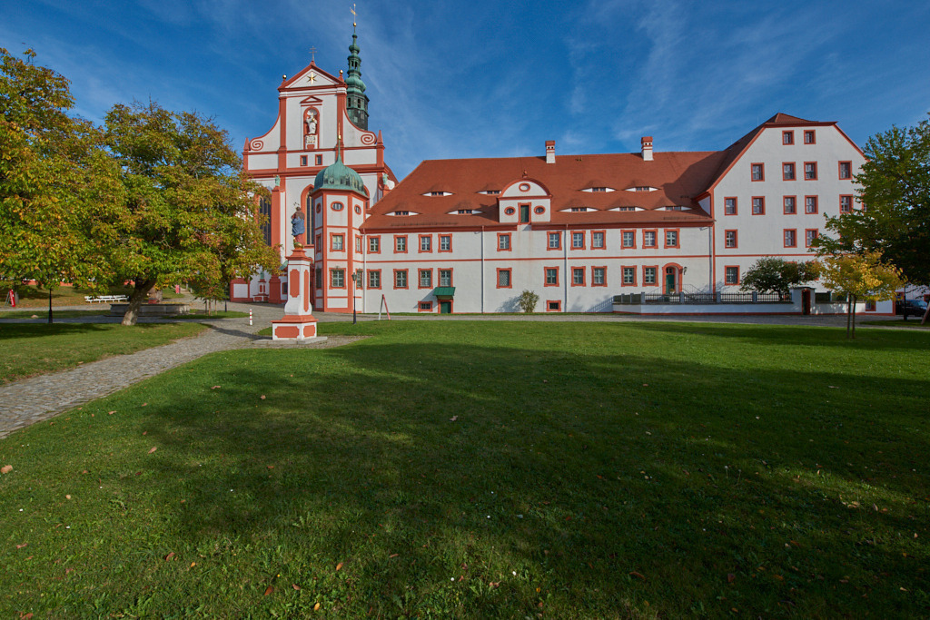 Das Zisterzienserinnenkloster St. Marienstern 09 | Bedeutsame Landschaften Deutschlands - Realisiert mit Pictrs.com