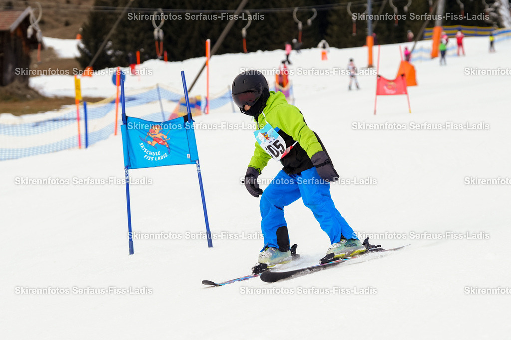 SRF_02.01.2026_0460 | Skirennfotos,Serfaus,Fiss,Ladis,Kinderskirennen,Winter,Tirol,Oberland,skirace,SFL,feelfree,weil wir's genießen,ski,Ski,skifahren,Sonnenplateau, - Realisiert mit Pictrs.com