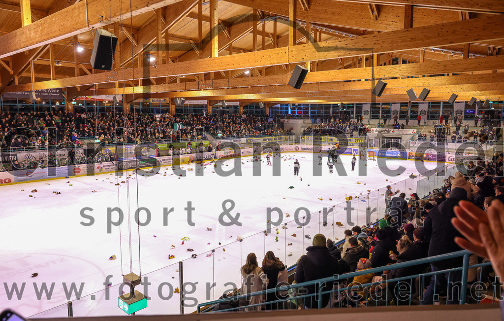2024-02-02_081_TSV_Erding_gegen_ERSC_Amberg | Erding, Deutschland, 02.02.2024:
Eishockey, Bayernliga Vorrunde 2023 / 2024, 30. Spieltag, TSV Erding gegen ERSC Amberg, Endergebnis: 1:0

Foto: Christian Riedel / fotografie-riedel.net