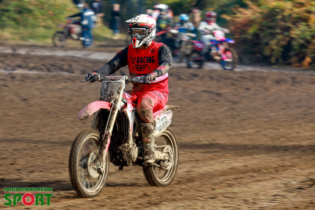 OpenTrack2024_Sonntag_Hobbyfahrer_135 | Bildergalerie von Sport-Ereignissen aber auch von weiteren spannenden Dingen - nicht nur vom Niederrhein. In Anlehnung an den bekannten Spruch von Hanns Dieter Hüsch heißt das Motto: "Niederrhein ist überall".  - Realisiert mit Pictrs.com