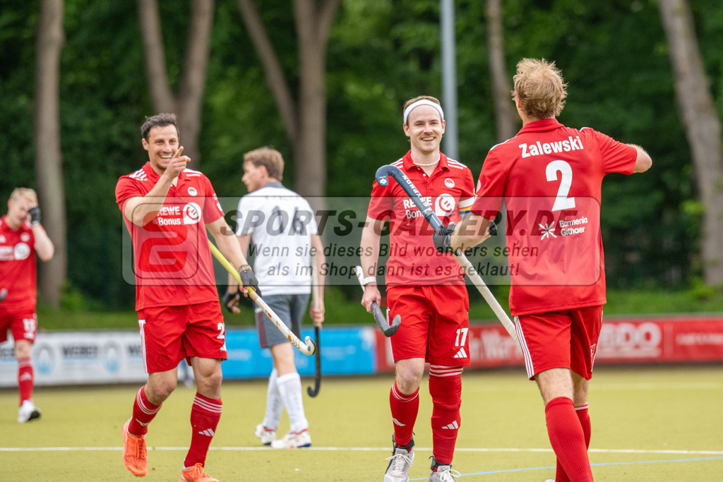 SFE_20250504_0117 | Köln, Deutschland, 04.05.2025:  Hockey 1. Bundesliga Herren Rot-Weiss Köln - Münchener SC im KTHC Stadion Rot-Weiss Köln Tennis and Hockey Club am 04.05.2025 in Köln, Deutschland. (Foto von Stephan Fehrmann)Köln, Germany, 04.05.2025: Hockey 1. Bundesliga Herren Rot-Weiss Köln - Münchener SC in KTHC Stadion Rot-Weiss Köln Tennis and Hockey Club at 04.05.2025 in Köln, Deutschland. (Foto from Stephan Fehrmann)