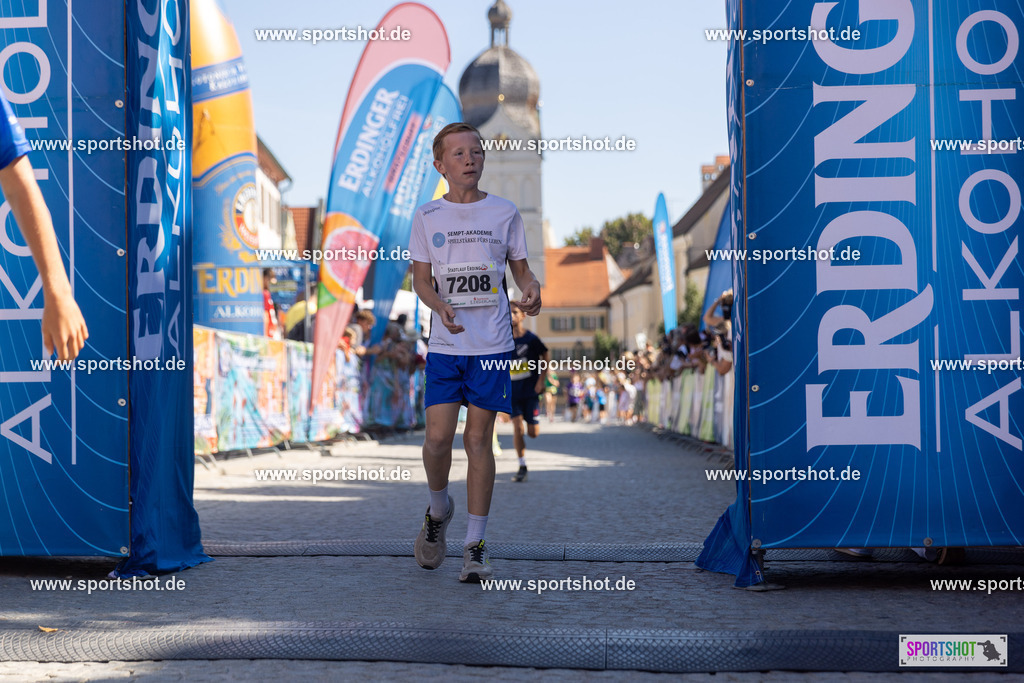 VJ__3380 | Stadtlauf Erding 2025 #stadtlauferding #erdingstadtlauf #stadtlauf_erding #laufmotivation #trisporterding #yourpictrs #sportshot_your_pictrs