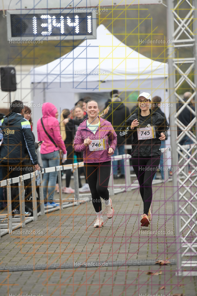 Neusser Erftlauf 2025  | 15km Neusser Erftlauf 2025 Foto: Heldenfoto.de