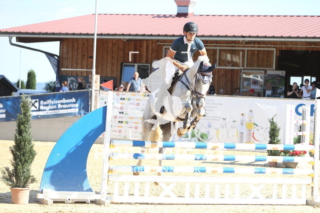 DL2Q4643 | Willkommen bei Brunnmayr - Design & Fotografie – Ihrem Spezialisten für Reitturniere und Pferdeveranstaltungen in Oberösterreich, Salzburg und Bayern! Seit über 17 Jahren sind wir leidenschaftlich dabei.