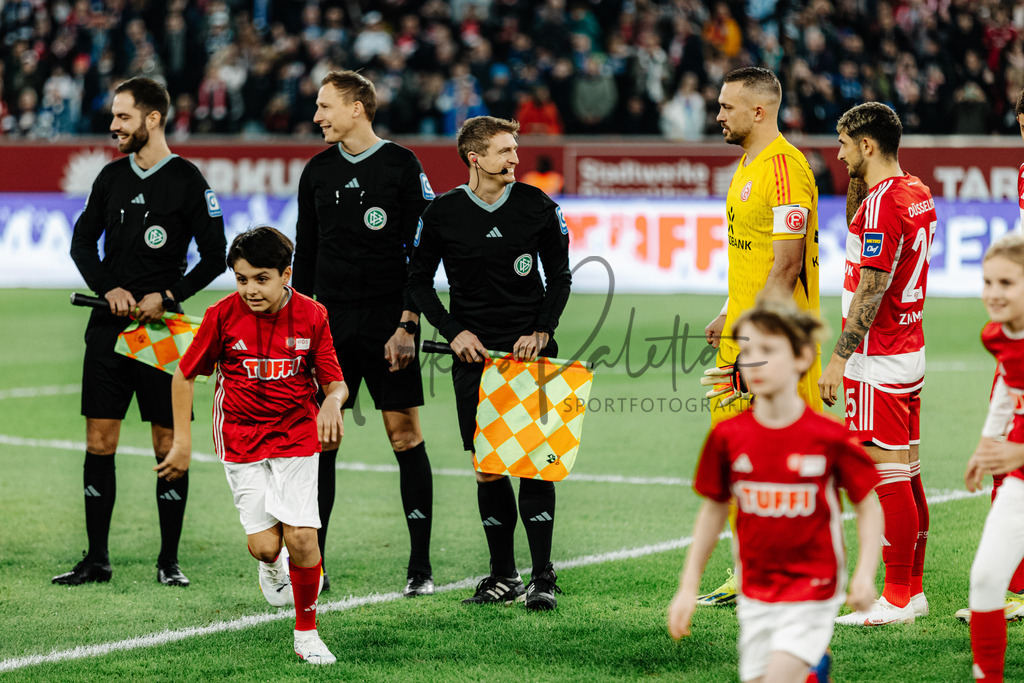 2. Bundesliga, Saison 2023/24, 25. Spieltag: Fortuna Düsseldorf - Hamburger SV | Düsseldorf, 08.03.2024: 2. Bundesliga, 25. Spieltag, Fortuna Düsseldorf gegen Hamburger SV in der Merkur Spiel-Arena in Düsseldorf. Foto: sportfotografie.ms | Markus Paletta - Realisiert mit Pictrs.com