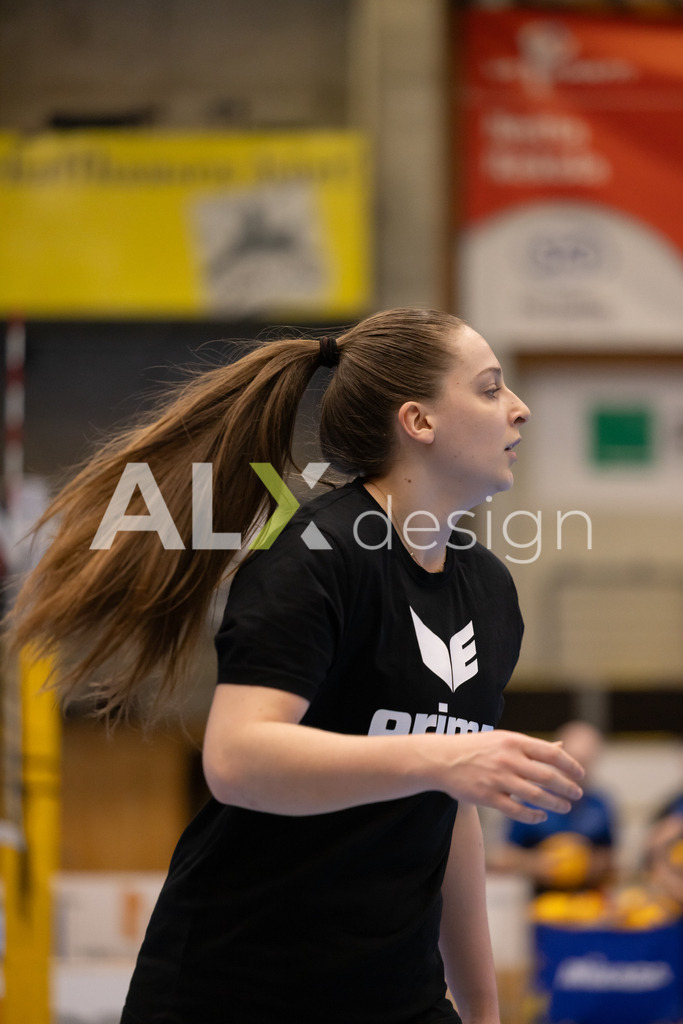 Volleyball I Frauen I Saison 2025-2026 I Volleyball NLA | Women I 1/2 Finals I  VC Kanti Schaffhausen - Sm'Aesch Pfeffingen I 07.03.2026 | 4 Laura Vermaas (NL) (VC Kanti Schaffhausen) - Mitte - Realisiert mit Pictrs.com
