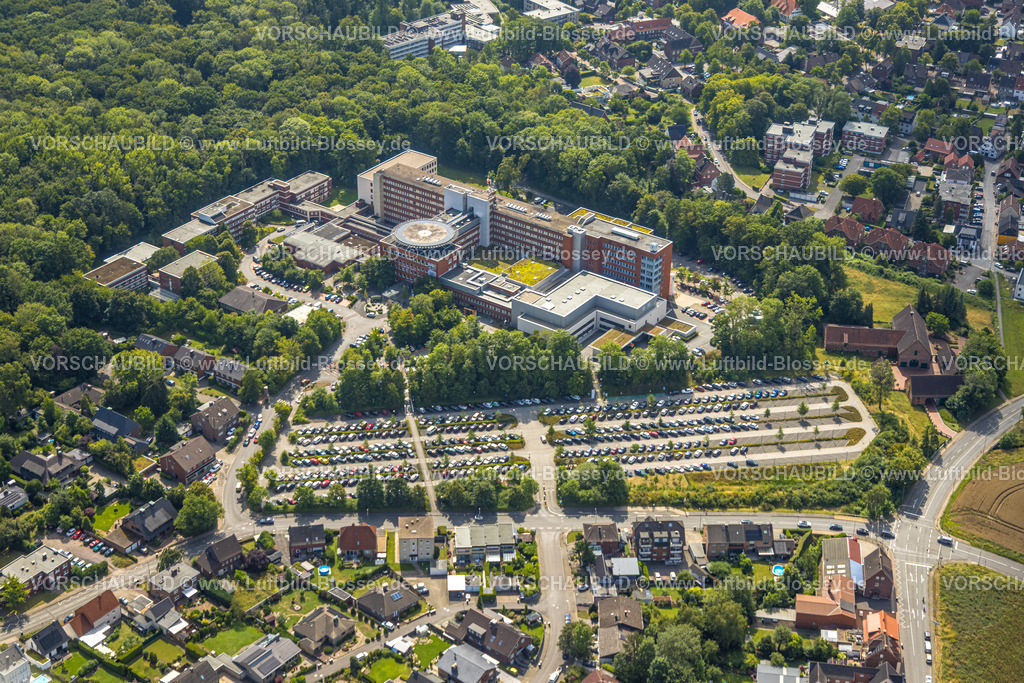Hamm250700480Heessen | Luftbild, St. Barbara-Klinik Hamm-Heessen und Parkplätze, Stadtbezirk Heessen, Hamm, Ruhrgebiet, Nordrhein-Westfalen, Deutschland