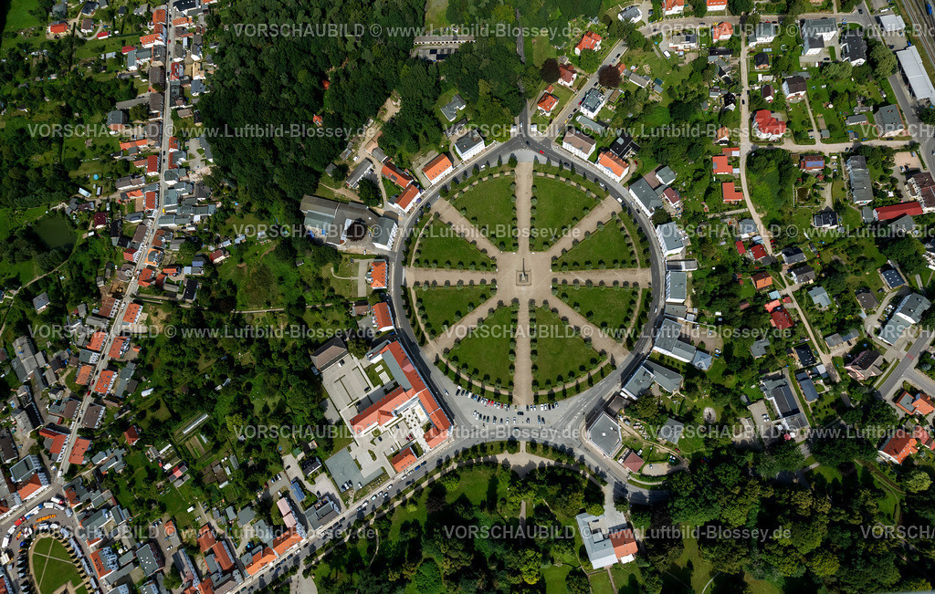 Ruegen12083359Putbus | Luftbild, Obelisk, Circus von Putbus, Putbuser Schlosspark,  Putbus, Insel Rügen, Mecklenburg-Vorpommern, Deutschland, Europa