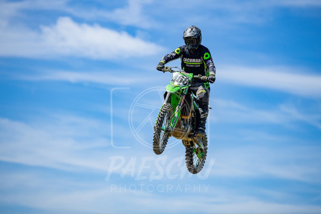 SE (314) | Paeschuphoto Shop - Wer nicht sucht der auch nicht findet.Ob Motocrossbilder oder von einem besuchtem Spiel, Hauptsache Action. - Realisiert mit Pictrs.com