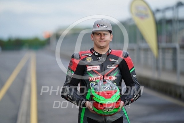 2024_05_03_PBK_12134 | Sportfotografie; SlowMotion; Video; Rennstrecke; Hafeneger; Speer; Racing; RSE; BMW; CBO; Trackday; Motorsportarena; Hockenheimring; Brno; Most; Barcelona; Valencia