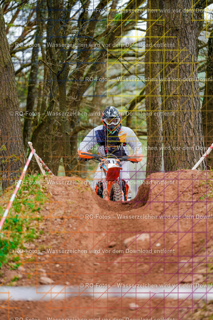 5 Lauf Mernes-1015 | Sportfotografie von RO-Fotos: Motorsport, Motocross, Enduro, Laufveranstaltungen und Triathlon. Professionelle Fotos von Sportlern und Events. - Realisiert mit Pictrs.com